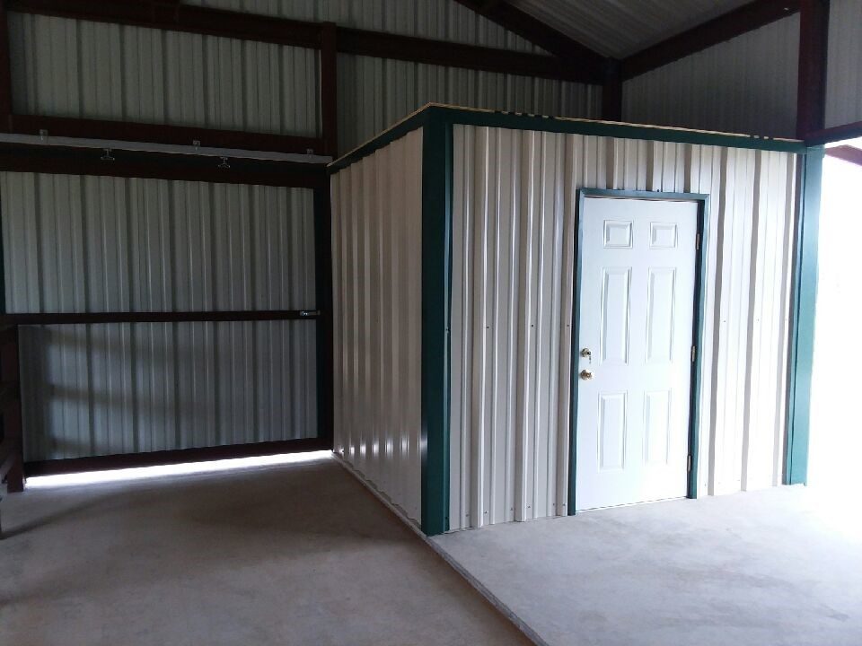 Toney Horse Barn - Overton 1